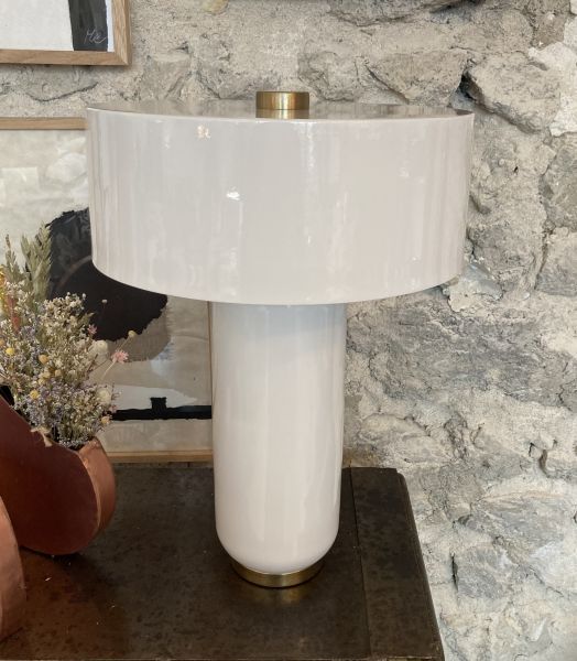 lampe en métal émaillé