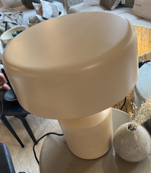 lampe nude
