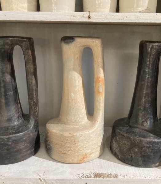 Poterie Sejnane à anse en terre cuite (argile)