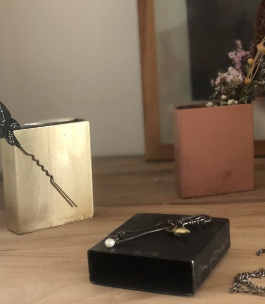 Vase Pocket